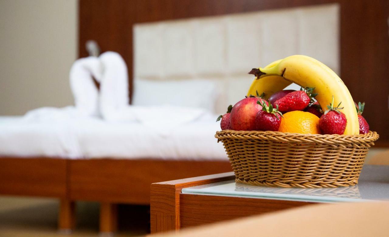 Irshad Hotel Baku Zewnętrze zdjęcie