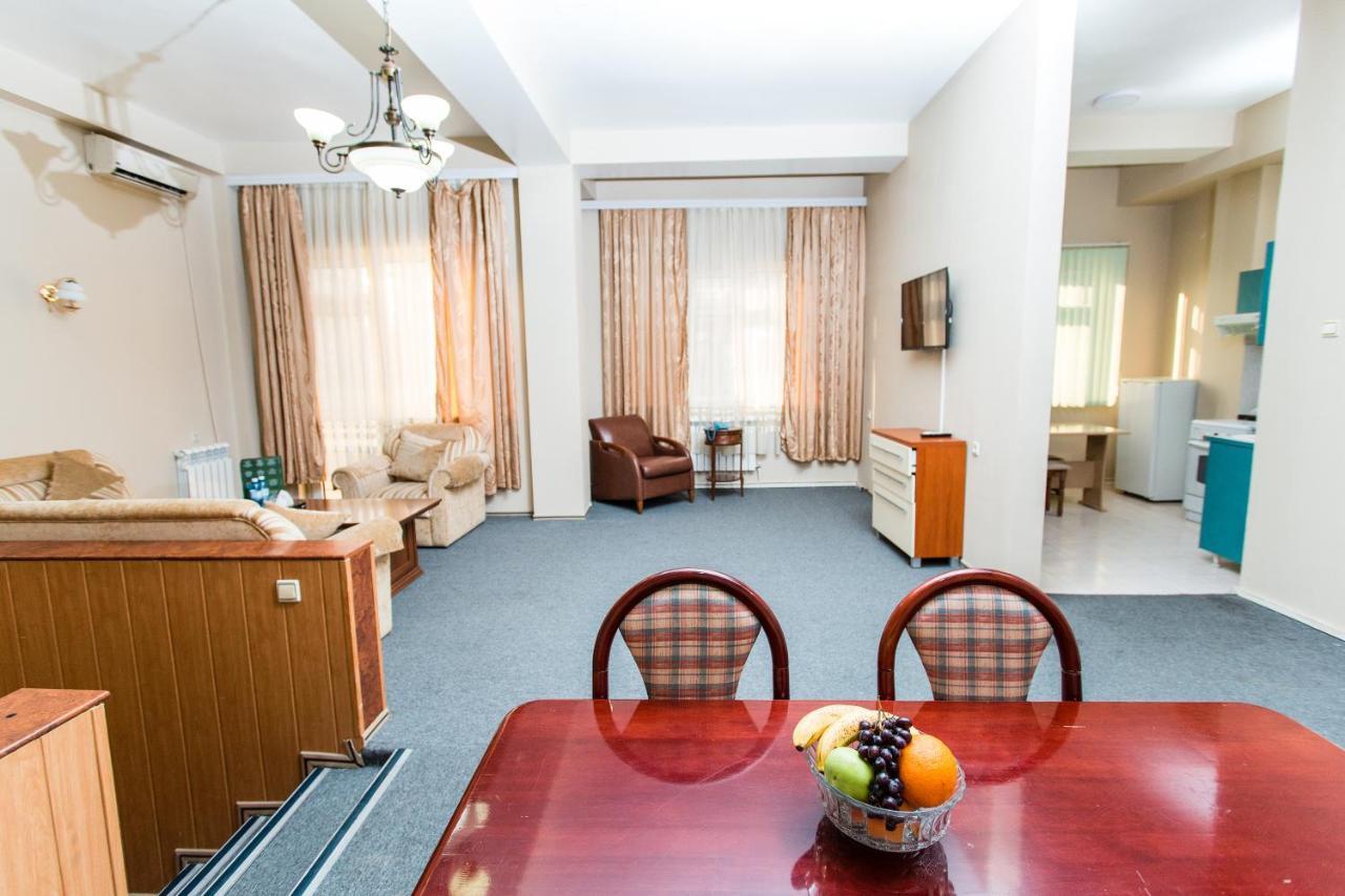 Irshad Hotel Baku Zewnętrze zdjęcie