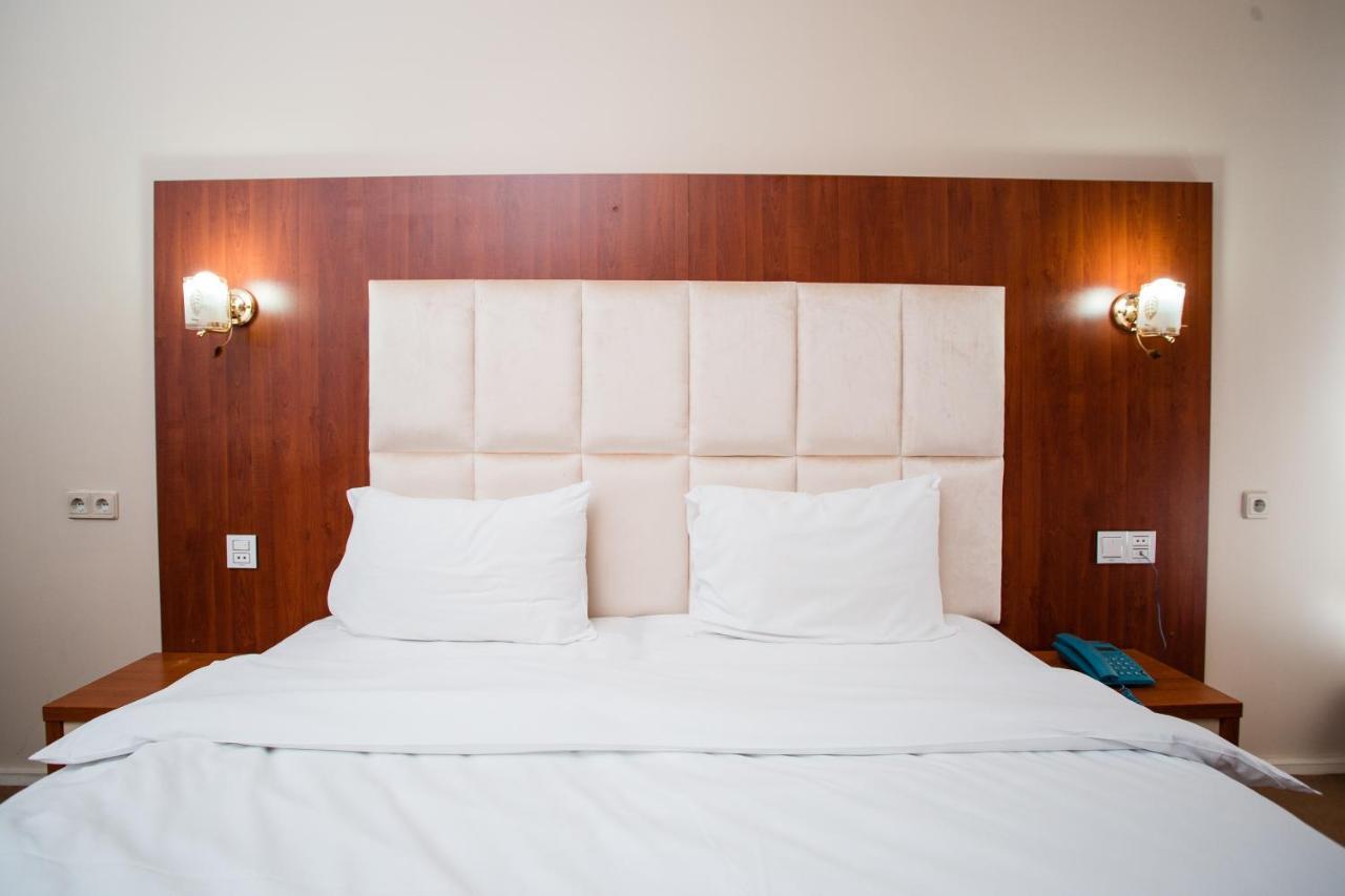 Irshad Hotel Baku Zewnętrze zdjęcie